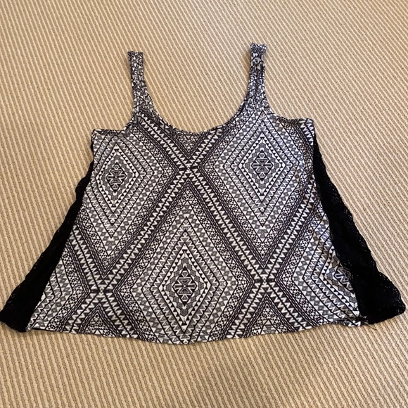 Aeropostale size small tank - Picture 2 of 5